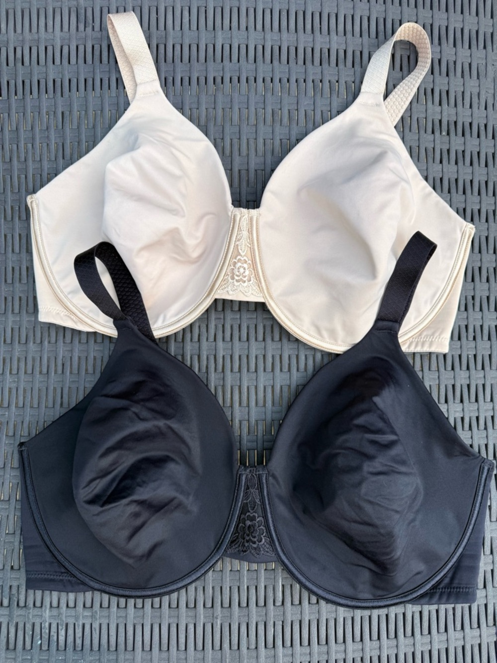 Vanity Fair Full Figure Beauty Back Minimizer Beige Black Bra 2pc Sz 42DDD
